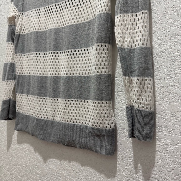 Michael Kors Gray & White Striped Open Knit Sweater – Size S - Picture 7 of 9